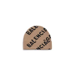 Beanie Allover Logo in Beige