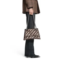 Borsa Con Catena Crush Media Metallizzata E Trapuntata da Donna in Bronzo