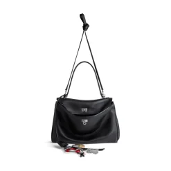 Borsa Rodeo Media Effetto Used Con Un Charm da Donna in Nero
