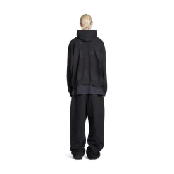 Hoodie Skater Oversize in Nero D&eacute;lav&eacute;