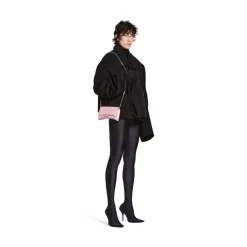 Portafoglio Con Catena Hourglass Con Lavorazione Coccodrillo  da Donna in Rosa