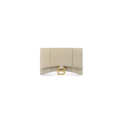 Portafoglio Hourglass Con Catena Con Lavorazione Coccodrillo da Donna in Beige