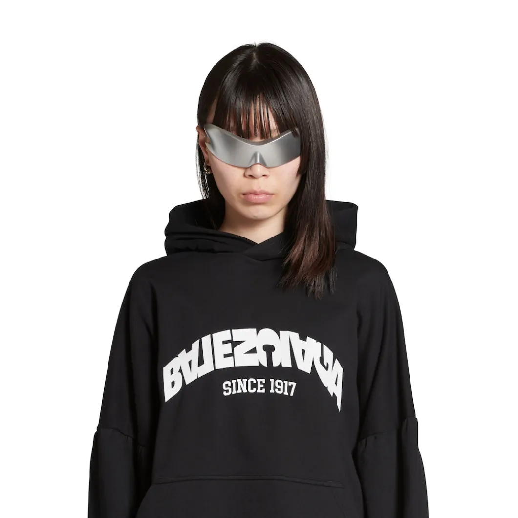 Round Hoodie Back Flip Oversize in Nero/bianco