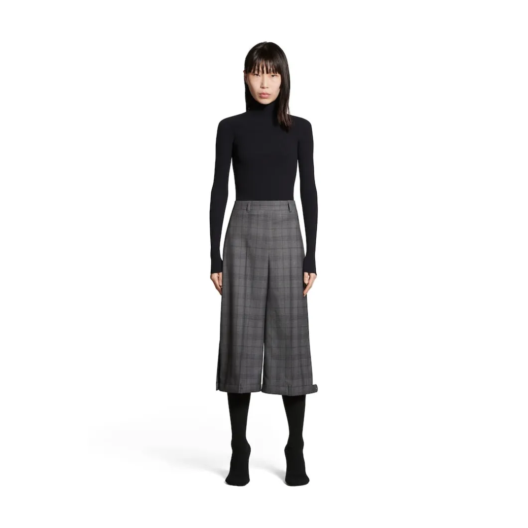 Short Lunghi Deconstructed da Donna in Grigio