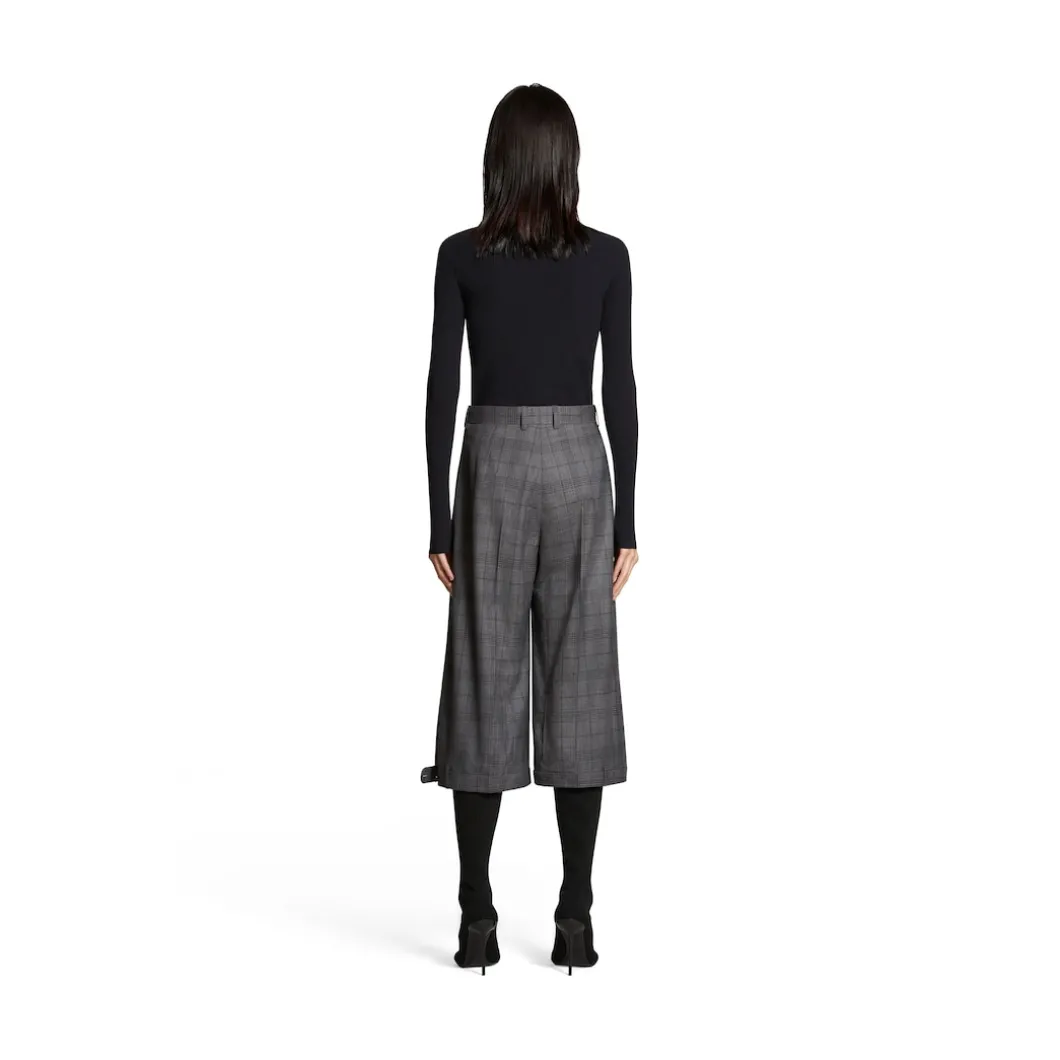 Short Lunghi Deconstructed da Donna in Grigio