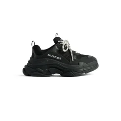 Sneakers Triple S da Donna in Nero