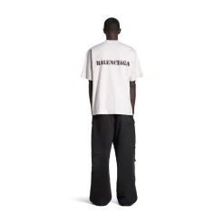 T-shirt Stencil Type Medium Fit in Bianco Sporco/nero