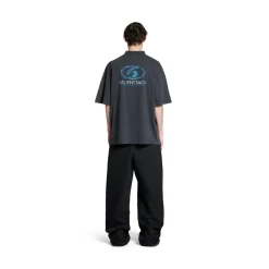 T-shirt Surfer Medium Fit in Nero/blu